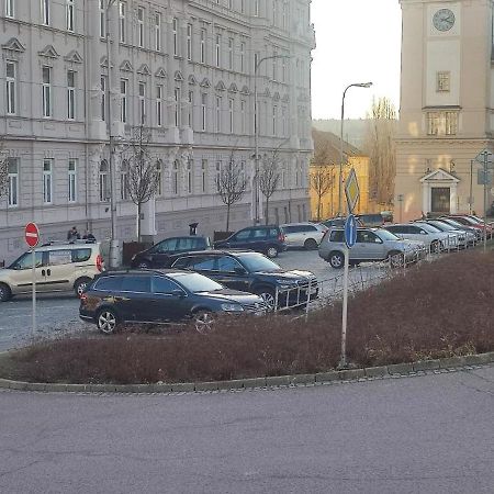 Apartmany Pod Divadlem Зноймо Экстерьер фото